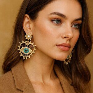 NWT Koko & Lola Lexi Black Swarovski Encrusted Heart‎ & Eye Statement Earrings